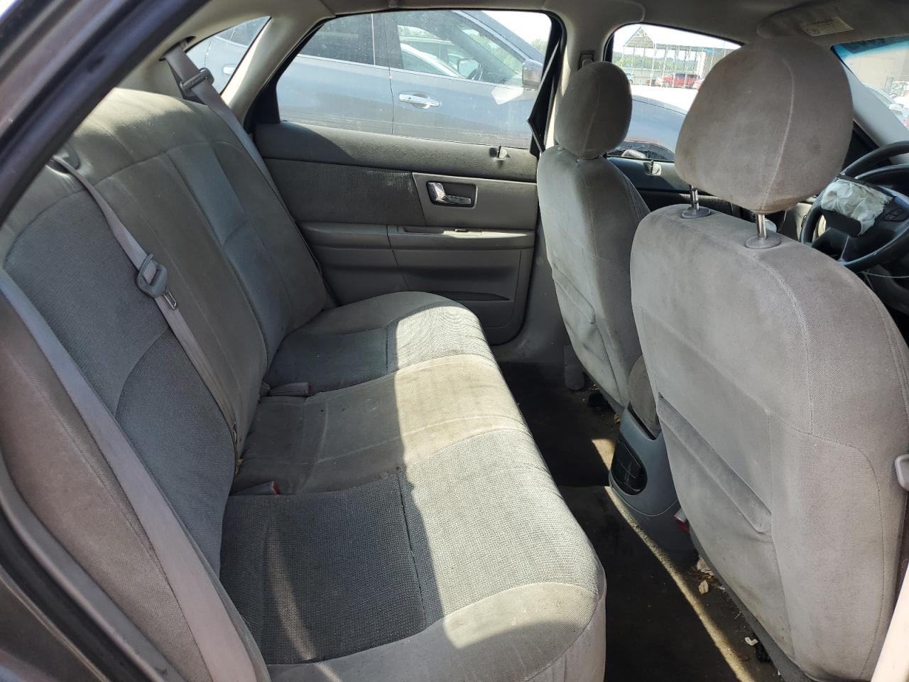 2002 Ford Taurus Se VIN: 1FAFP53U12G147672 Lot: 62173665