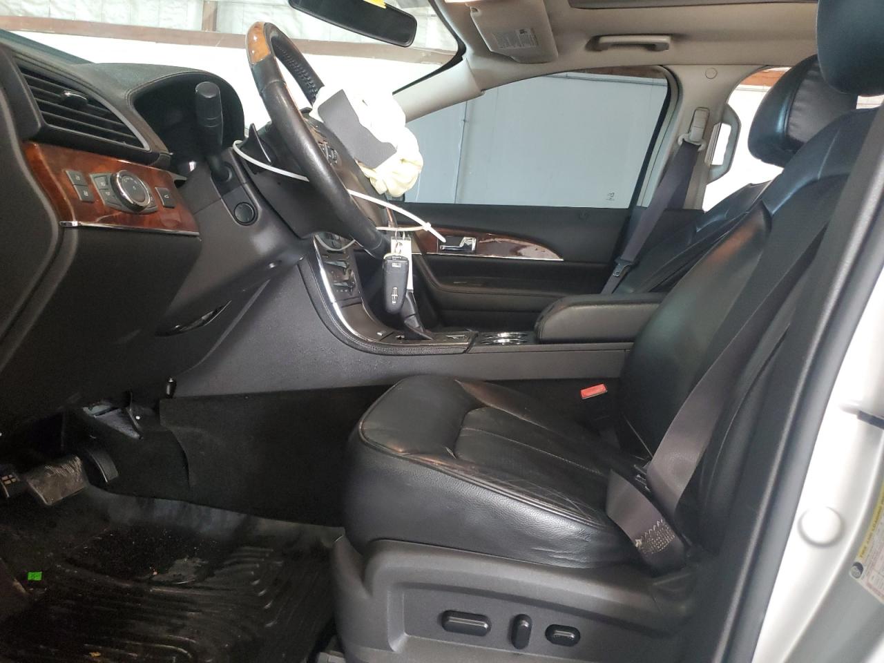 2015 Lincoln Mkx VIN: 2LMDJ8JK6FBL30004 Lot: 61555685