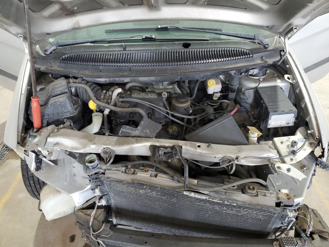 2005 Dodge Caravan Sxt VIN: 1D4GP45RX5B165500 Lot: 59680105