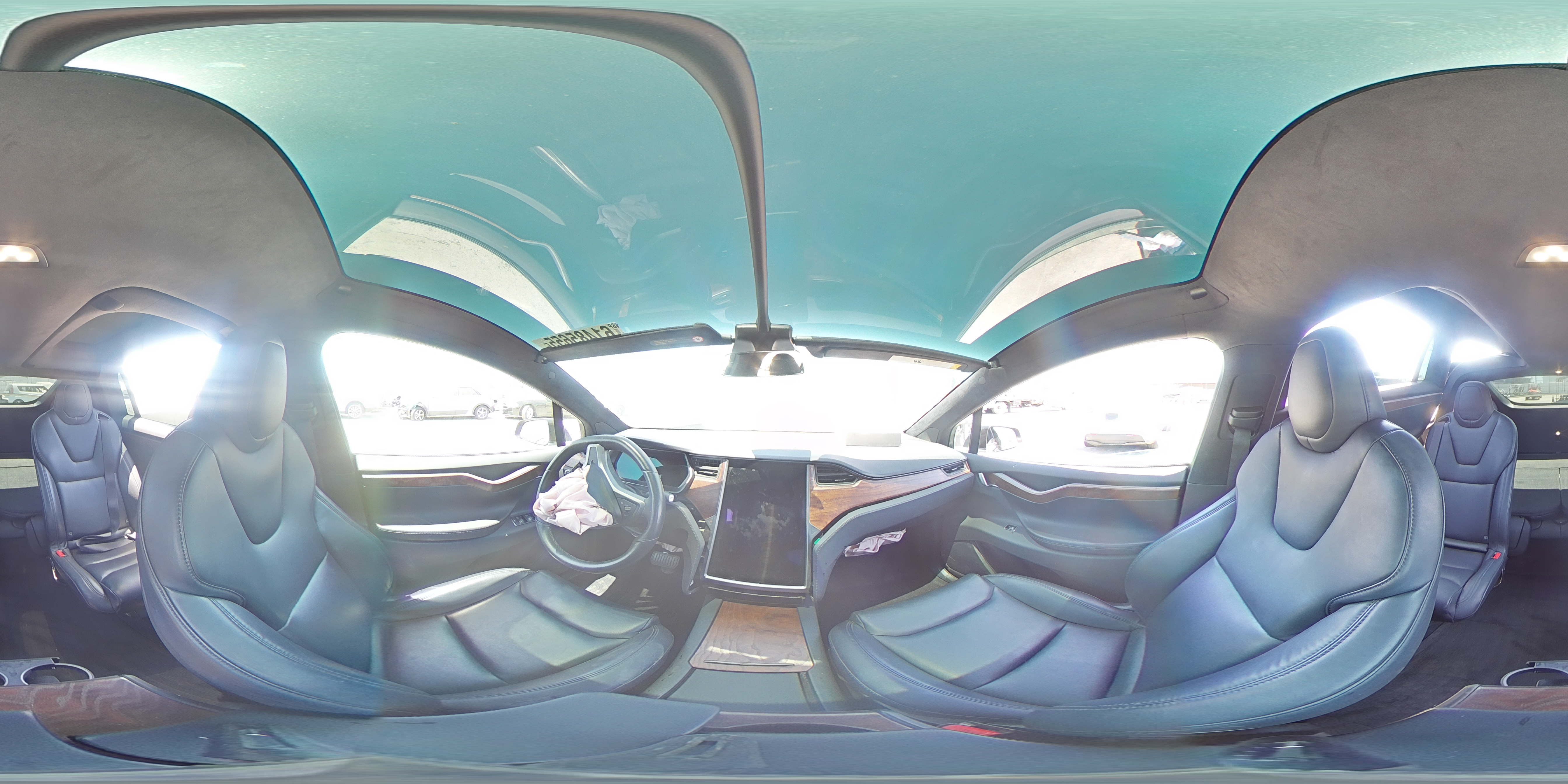 2020 Tesla Model X VIN: 5YJXCBE29LF305076 Lot: 61485655