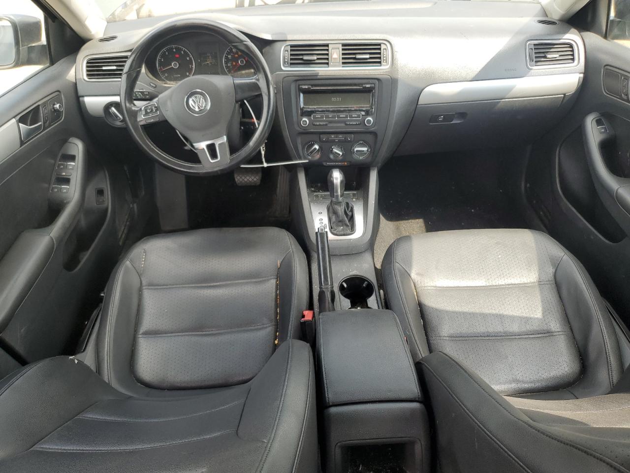 VOLKSWAGEN JETTA 2014 VIN 3VWD17AJ2EM320887 photo 8
