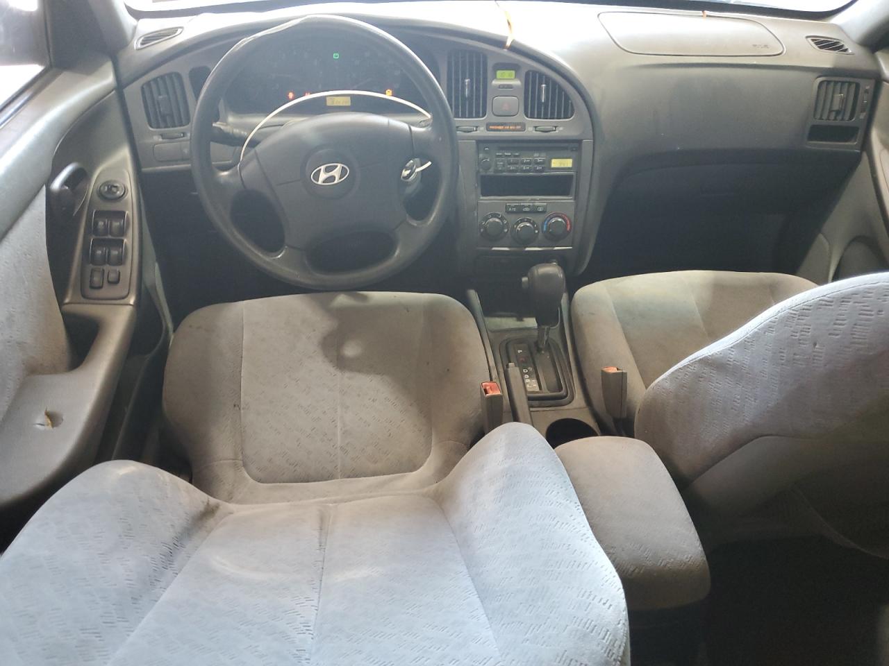 kmhdn46d15u040247 KMHDN46D15U040247 2005 Hyundai Elantra Gls