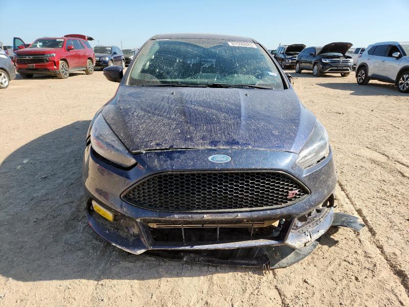  FORD FOCUS 2017 Синий