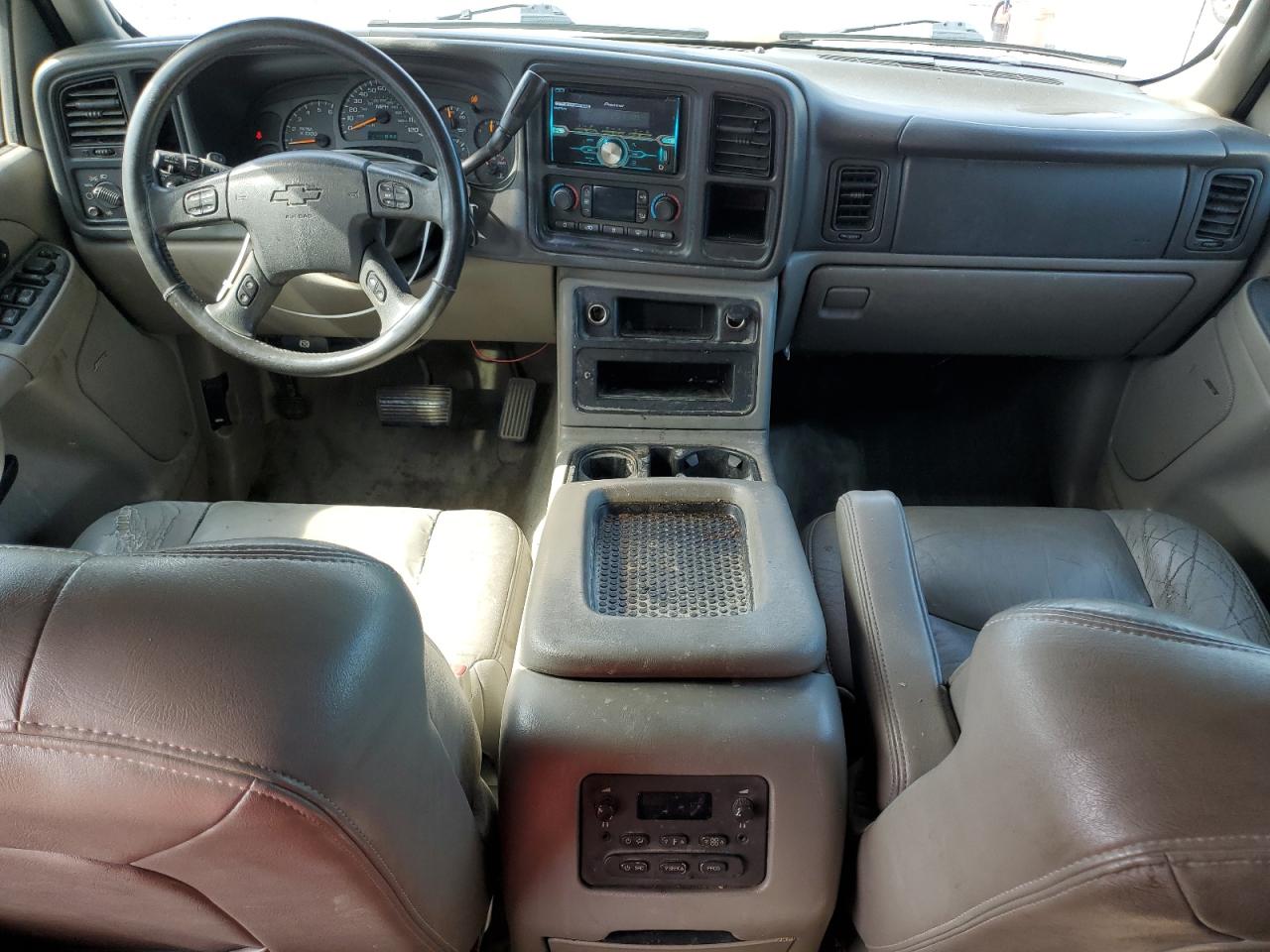 2004 Chevrolet Suburban C1500 VIN: 1GNEC16Z34J242670 Lot: 60987725