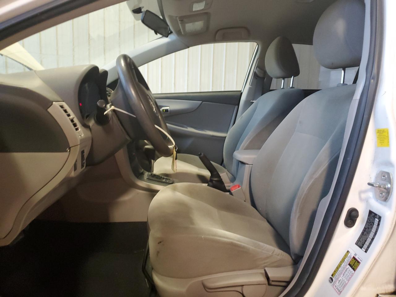 TOYOTA COROLLA 2011 VIN 2T1BU4EE5BC598412 фото 7