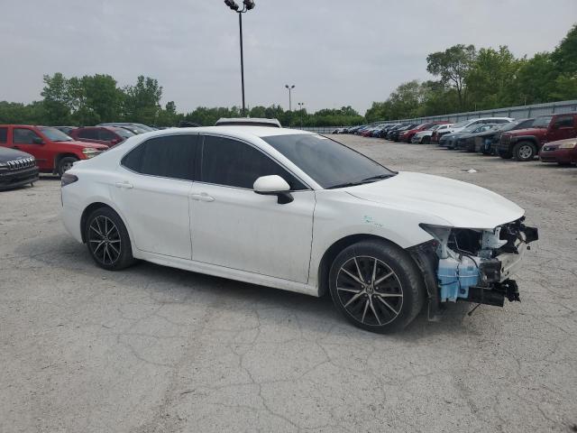  TOYOTA CAMRY 2021 Белый