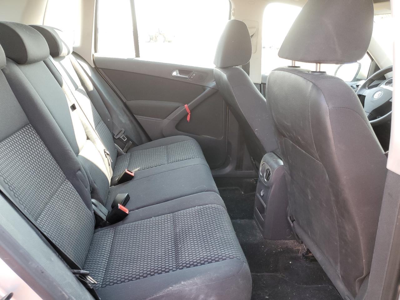 2010 Volkswagen Tiguan Se VIN: WVGBV7AX6AW531051 Lot: 59705885