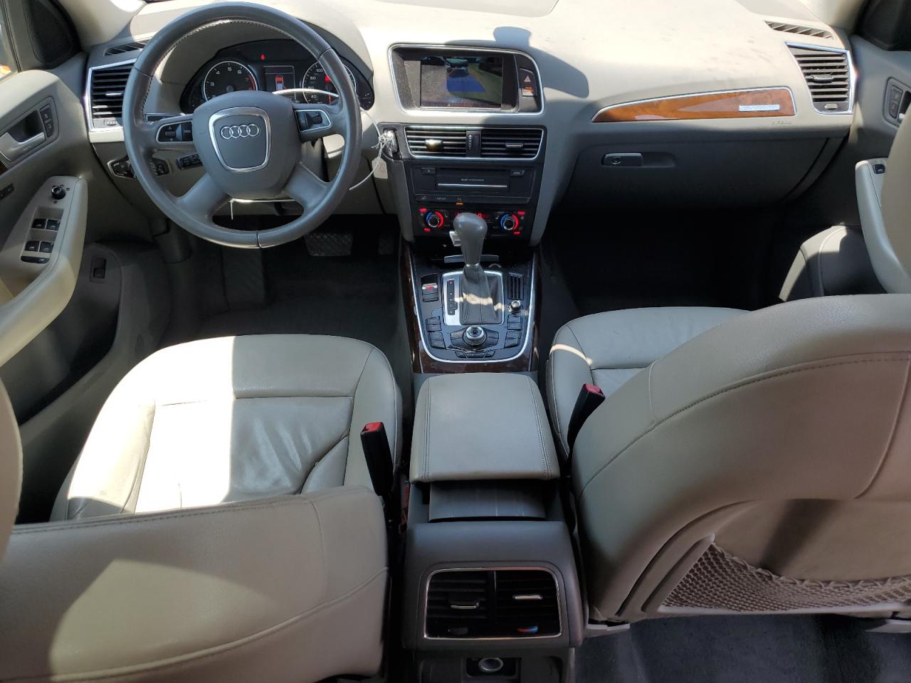 2010 Audi Q5 Premium Plus VIN: WA1LKAFP7AA029020 Lot: 62609495