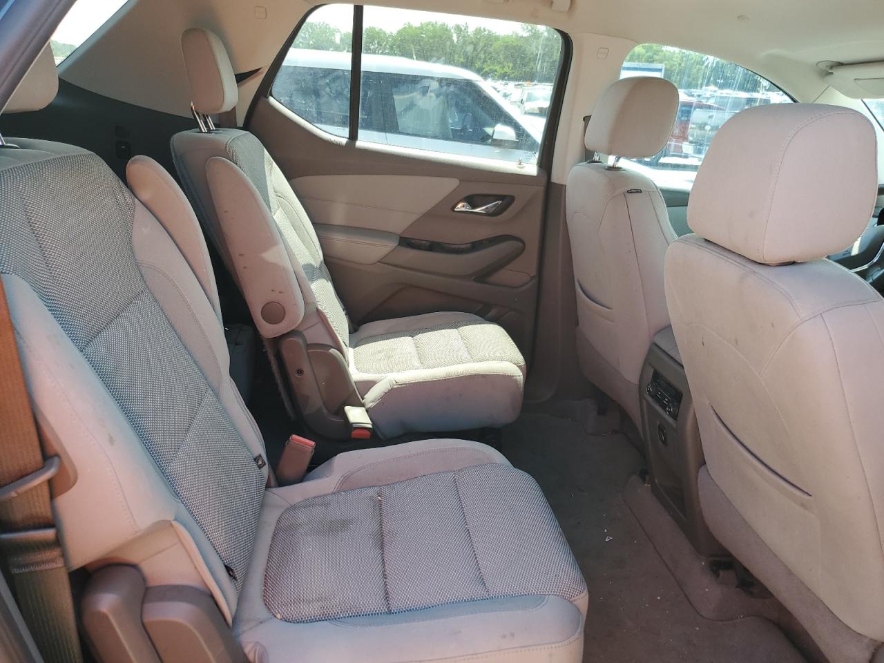 2018 Chevrolet Traverse Lt VIN: 1GNERGKW6JJ104209 Lot: 62143375