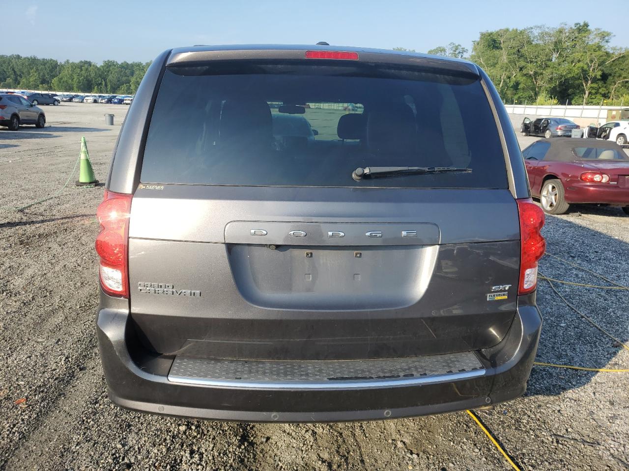 2017 Dodge Grand Caravan Sxt VIN: 2C4RDGCG6HR741817 Lot: 62665405