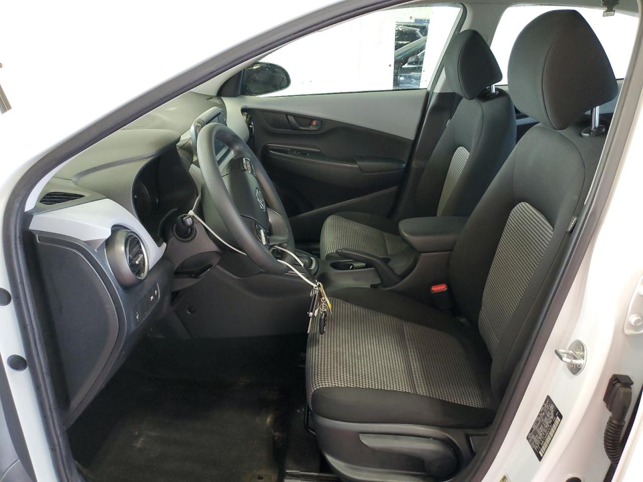2021 Hyundai Kona Se VIN: KM8K1CAA0MU676781 Lot: 62313235