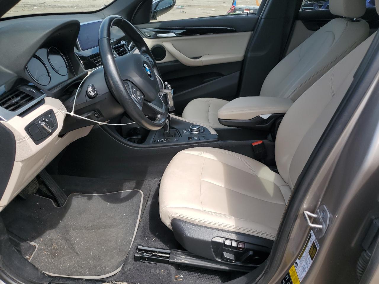 2021 BMW X1 xDrive28I VIN: WBXJG9C04M5T81041 Lot: 61971295