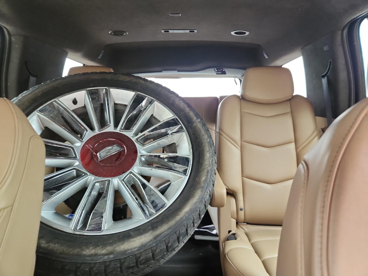 2020 Cadillac Escalade Platinum VIN: 1GYS4DKJ3LR171975 Lot: 62409165