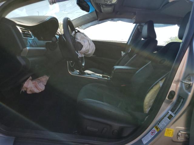  TOYOTA CAMRY 2017 Srebrny