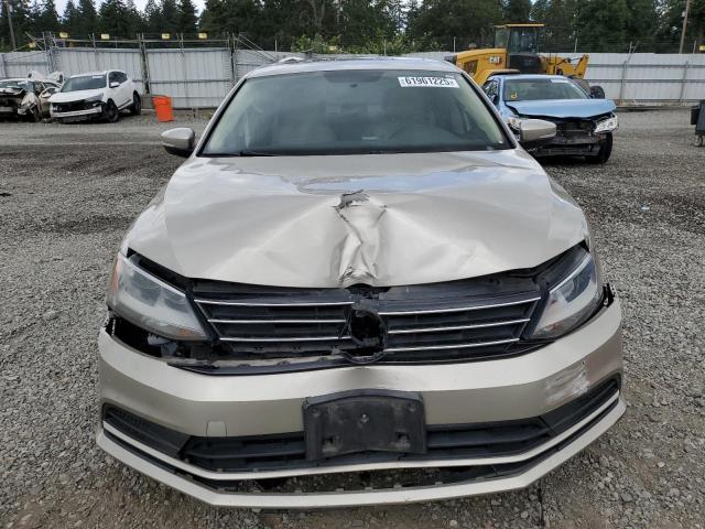  VOLKSWAGEN JETTA 2015 Kremowy