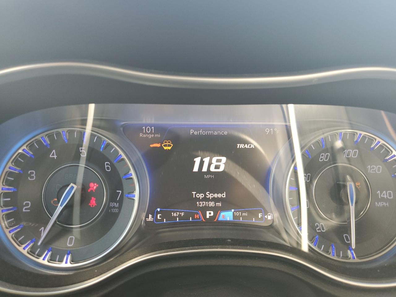 2015 Chrysler 300 Limited VIN: 2C3CCAAG6FH920603 Lot: 61218455