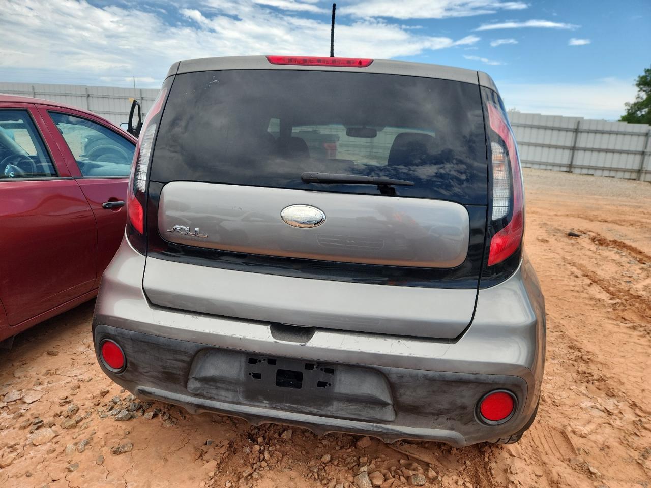 2017 Kia Soul VIN: KNDJN2A22H7489585 Lot: 62954095