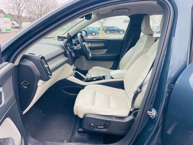 2019 VOLVO XC40 INSCR