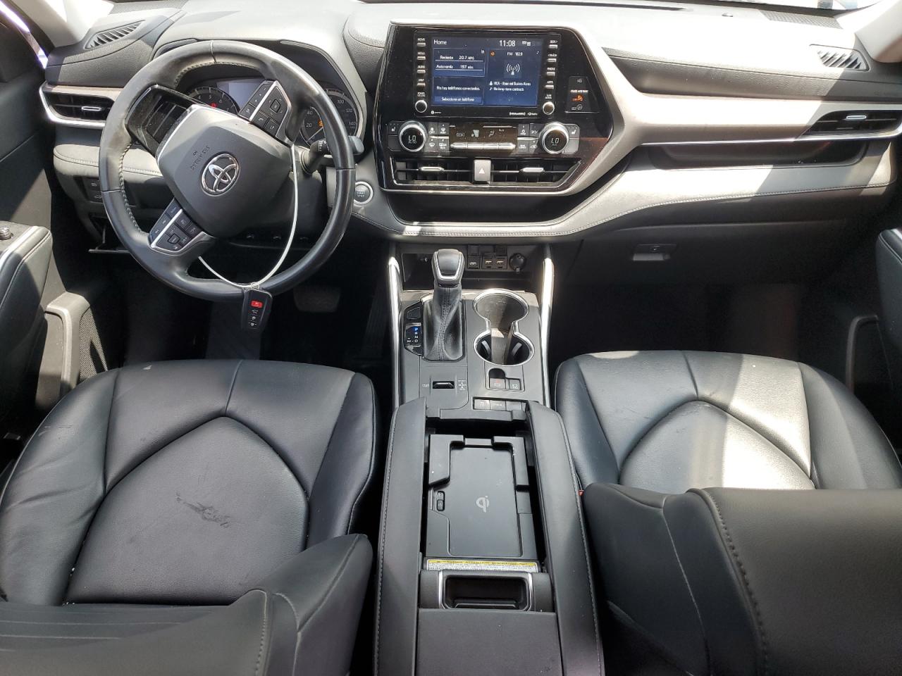 2021 Toyota Highlander Xle VIN: 5TDGZRAH4MS524414 Lot: 61860485
