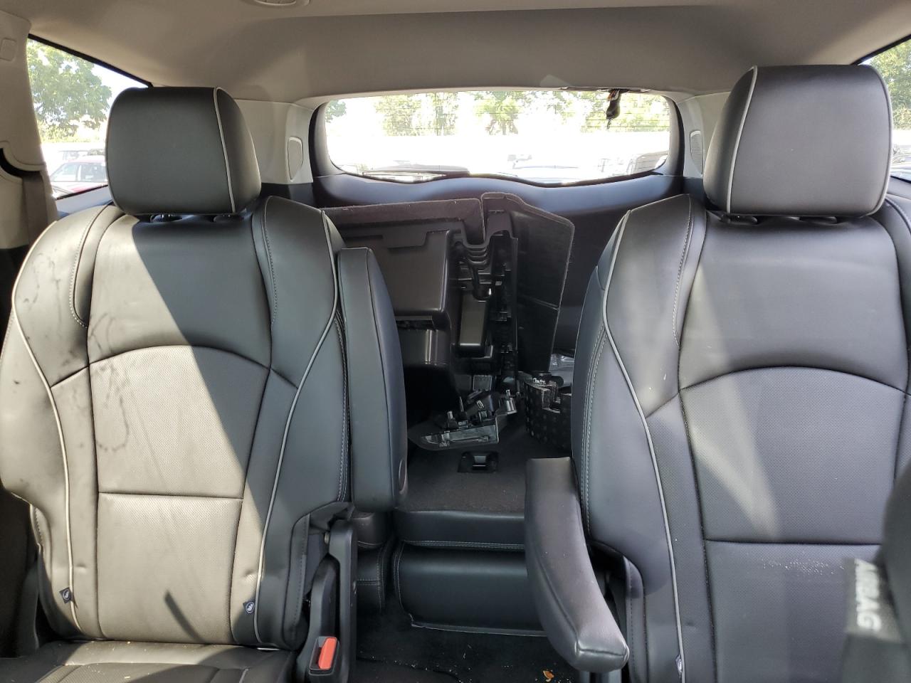 2021 Buick Enclave Avenir VIN: 5GAEVCKW1MJ147648 Lot: 62708395