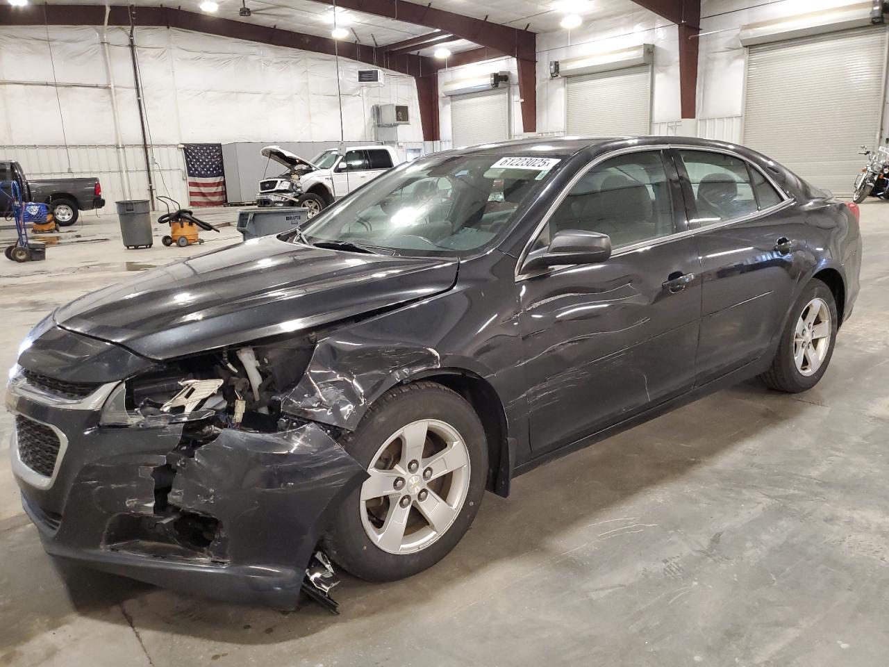 2015 Chevrolet Malibu Ls იყიდება Avon-ში, MN - Front End