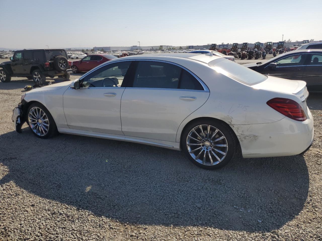 MERCEDES-BENZ S-CLASS 2015 VIN WDDUG8CB6FA188685 фото 2