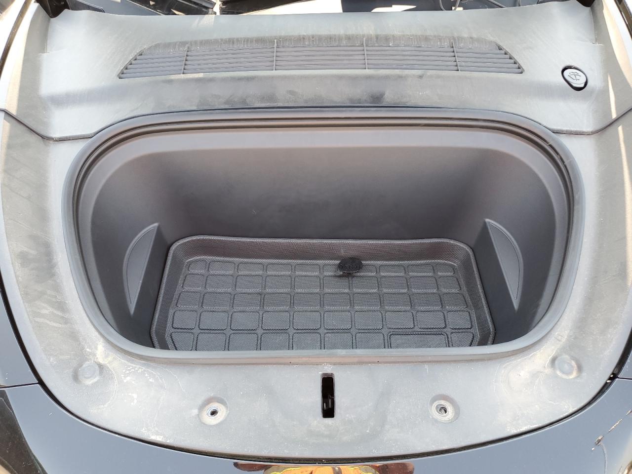 2022 Tesla Model Y VIN: 7SAYGDEE2NF323553 Lot: 58195145