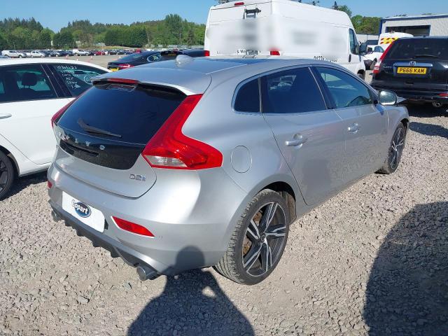 2019 VOLVO V40 R-DESI