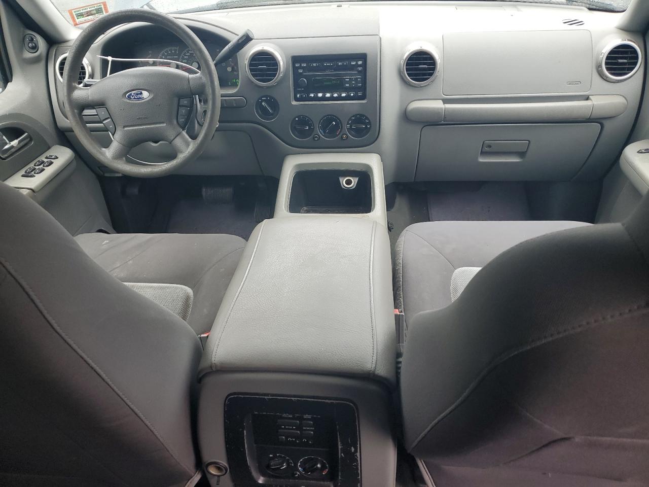 2004 Ford Expedition Xlt VIN: 1FMPU16L24LA74918 Lot: 60278905