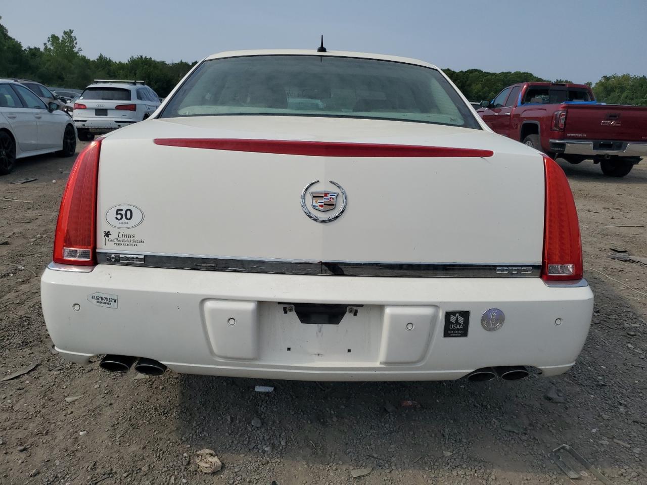 2007 Cadillac Dts VIN: 1G6KD57Y17U180097 Lot: 59176775