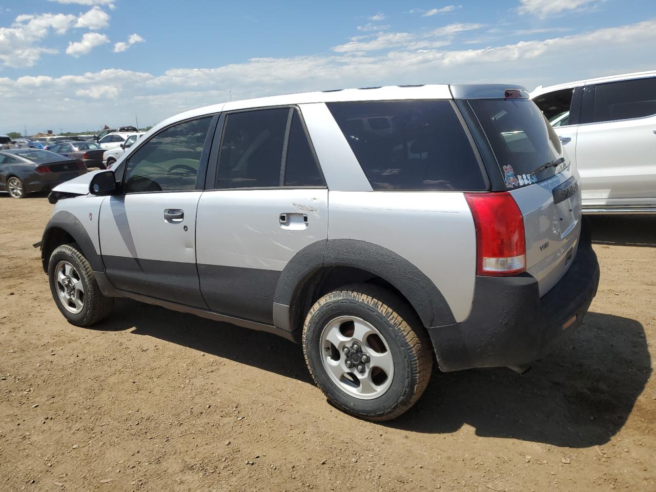 SATURN VUE 2004 VIN 5GZCZ23D44S840160 фото 2