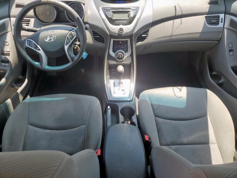  HYUNDAI ELANTRA 2012 Srebrny