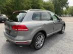 2016 Volkswagen Touareg Sport იყიდება North Billerica-ში, MA - Normal Wear