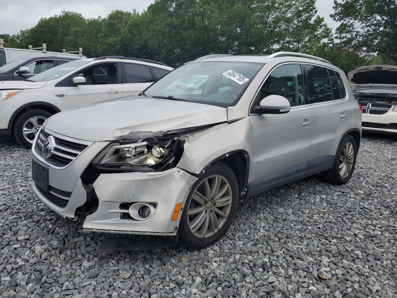 2010 Volkswagen Tiguan Se للبيع في North Billerica، MA - Front End