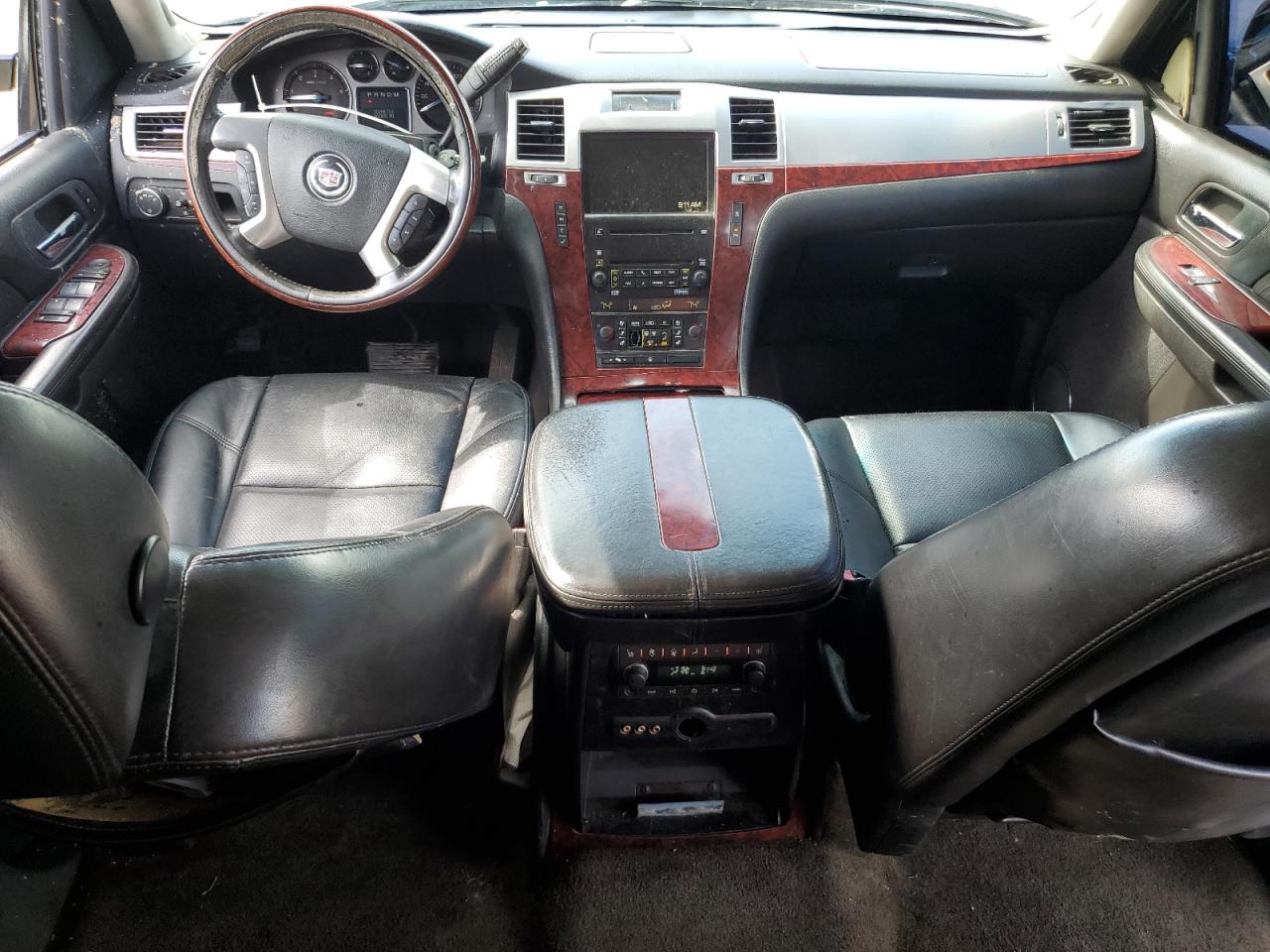 2007 Cadillac Escalade Luxury VIN: 1GYEC63857R314227 Lot: 61142225