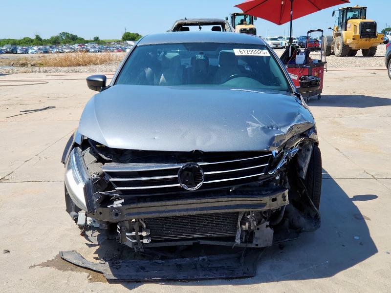  VOLKSWAGEN JETTA 2016 Gray