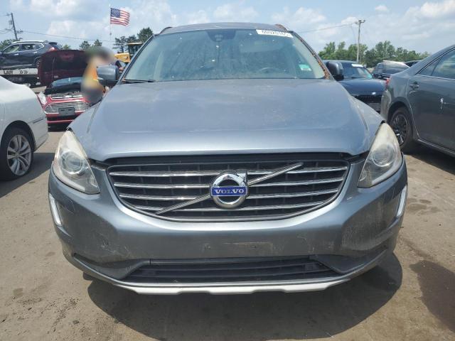  VOLVO XC60 2017 Srebrny