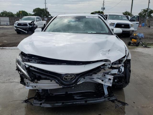  TOYOTA CAMRY 2018 White