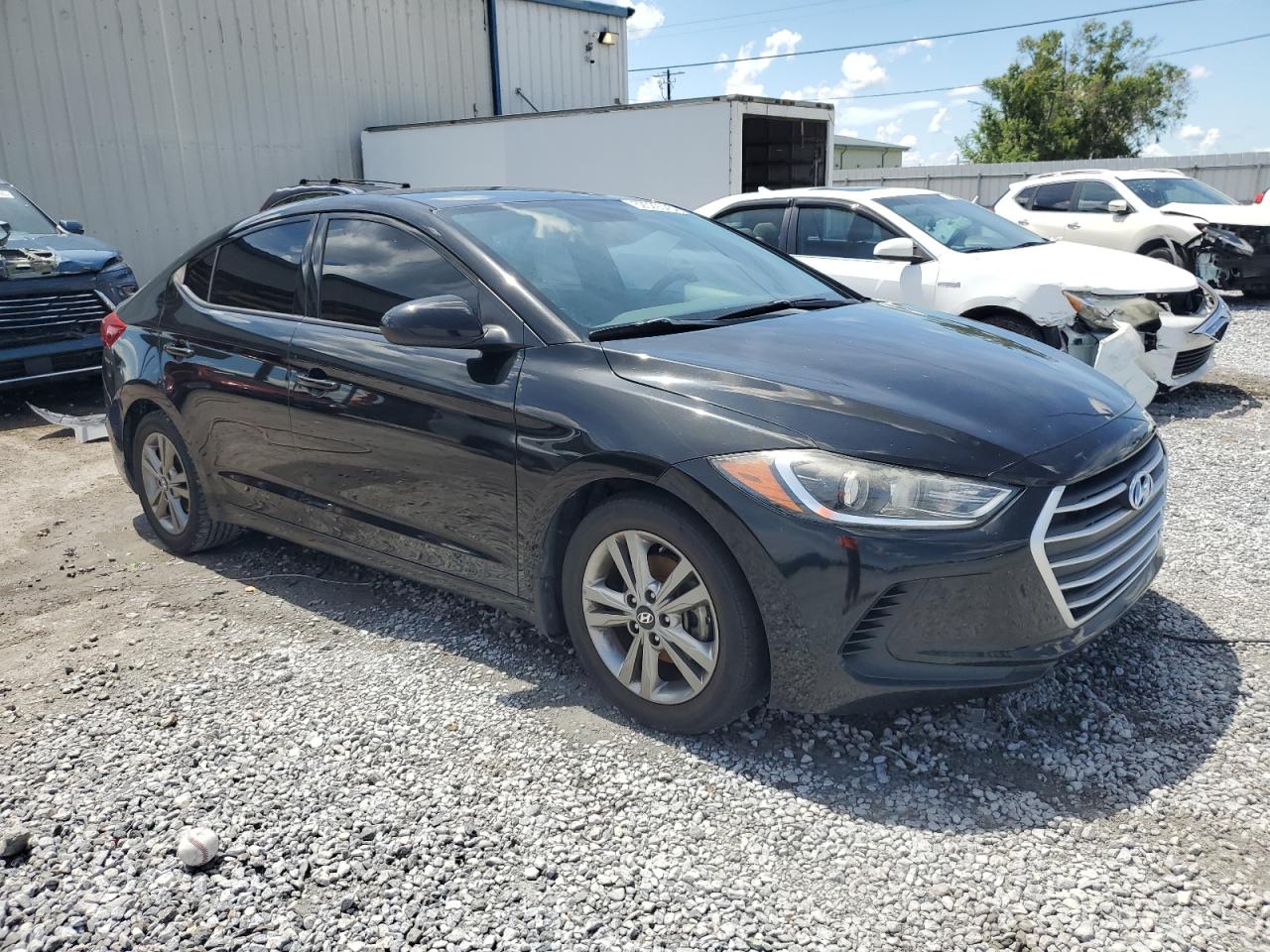 HYUNDAI ELANTRA 2018 VIN 5NPD84LF2JH372607 zdjęcie 4