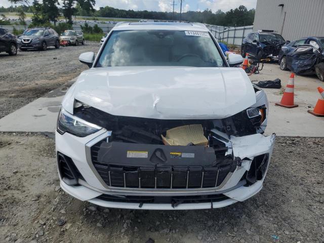  AUDI Q3 2021 Белы