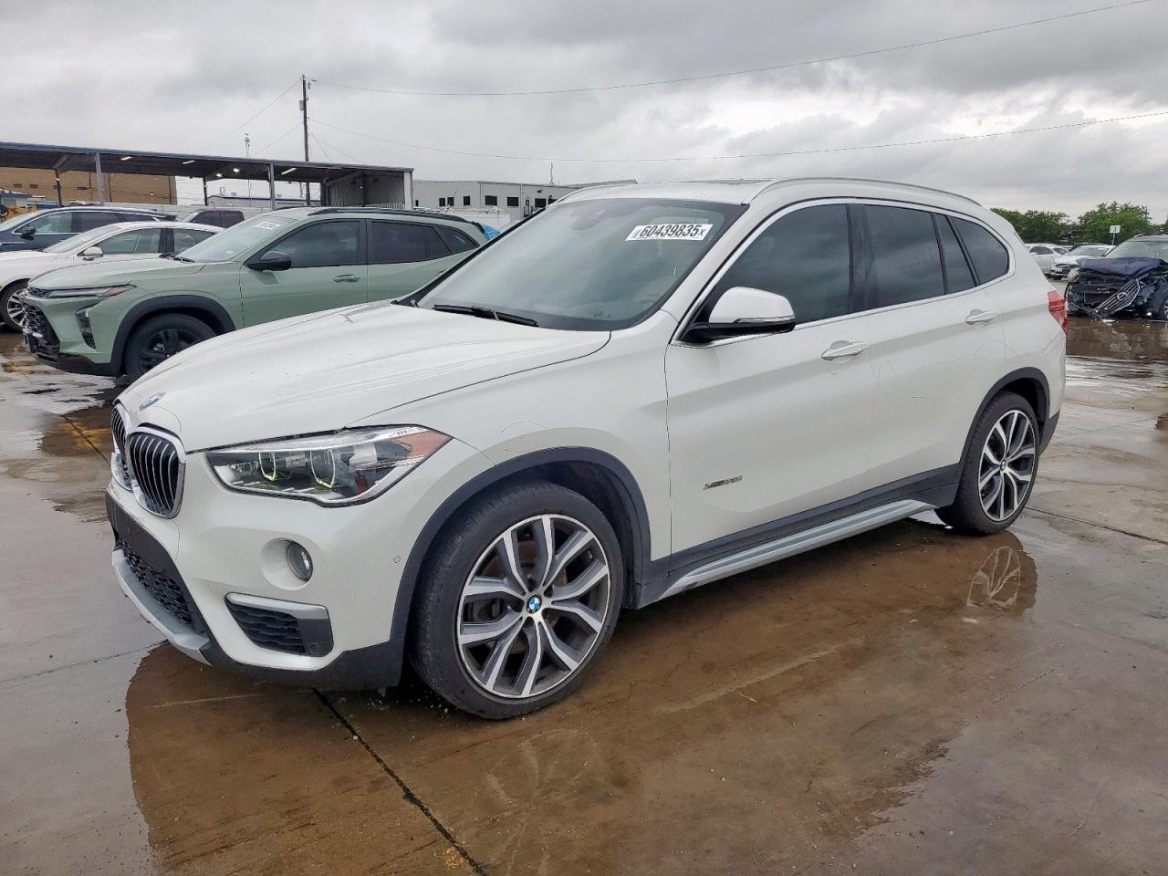 2017 Bmw X1 Xdrive28I იყიდება Grand Prairie-ში, TX - Front End