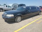 2005 Lincoln Town Car Executive للبيع في Wichita، KS - Front End
