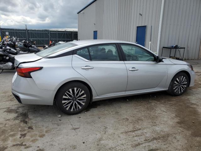  NISSAN ALTIMA 2024 Silver