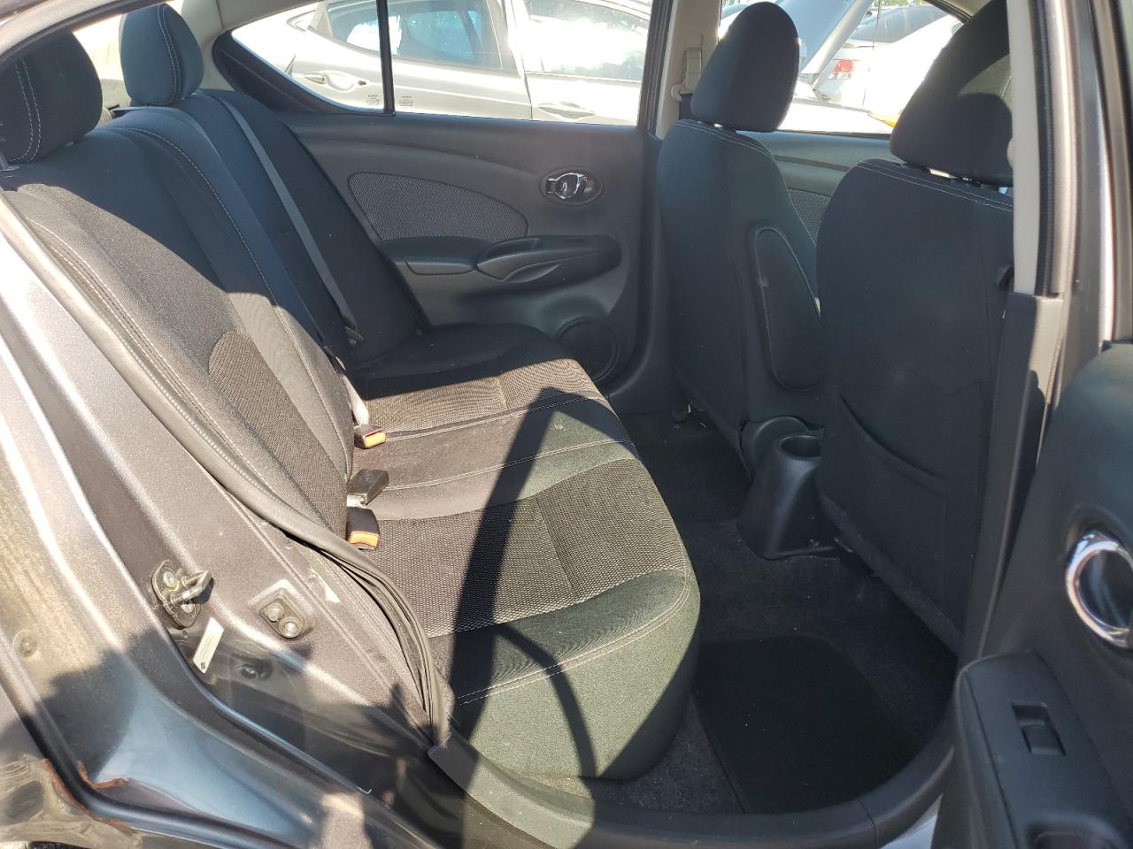 2016 Nissan Versa S VIN: 3N1CN7AP0GL822574 Lot: 62772135