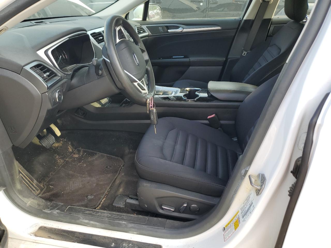 2015 Ford Fusion Se Hybrid VIN: 3FA6P0LU8FR120132 Lot: 58977735