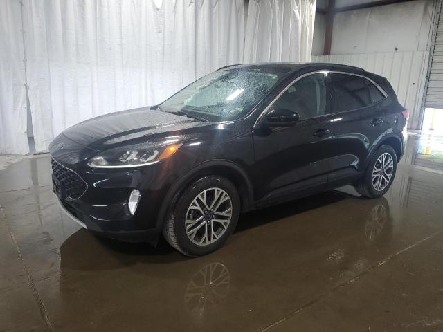  FORD ESCAPE 2021 Czarny