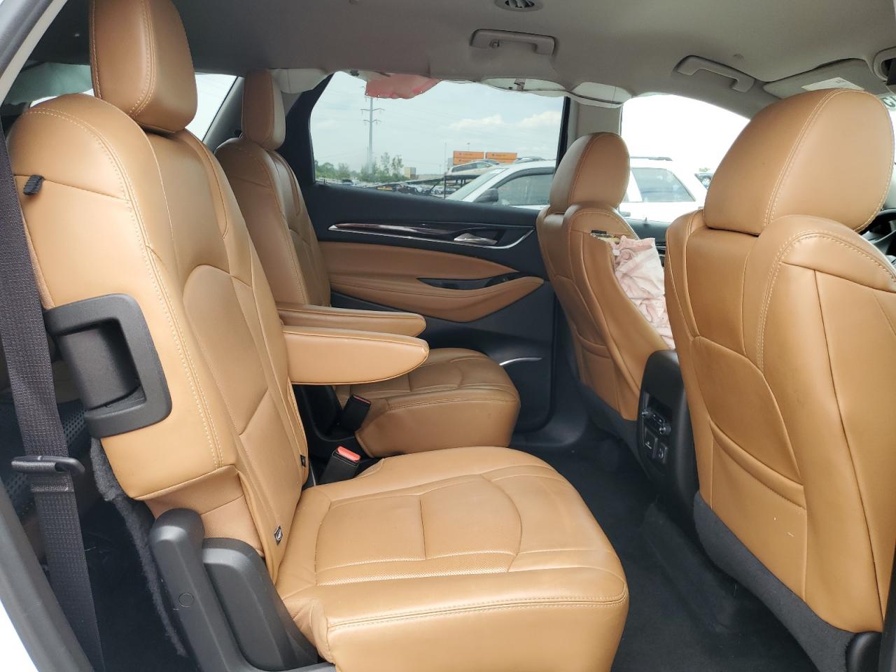 2018 Buick Enclave Essence VIN: 5GAERBKW5JJ242305 Lot: 61298315