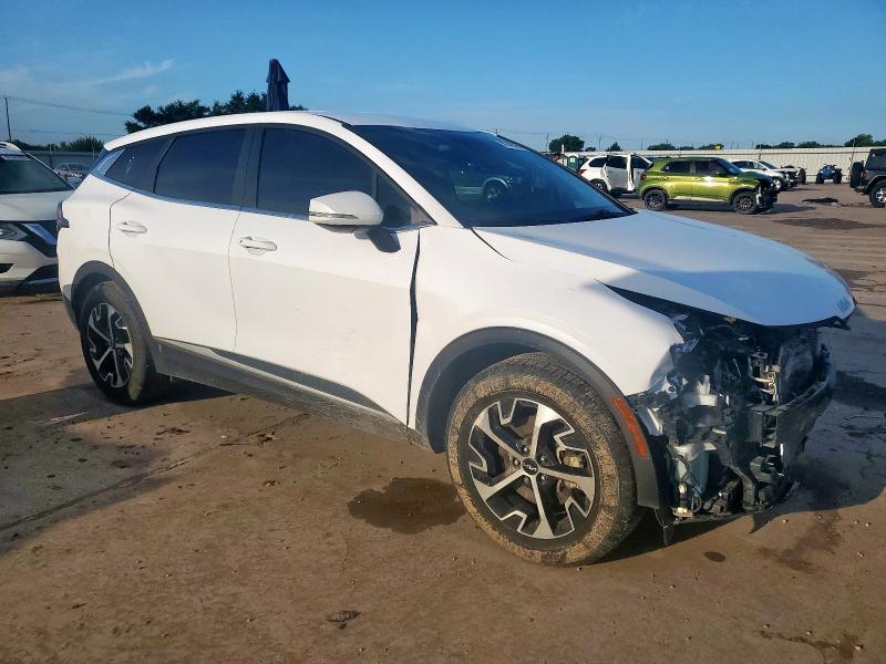  KIA SPORTAGE 2023 Белы