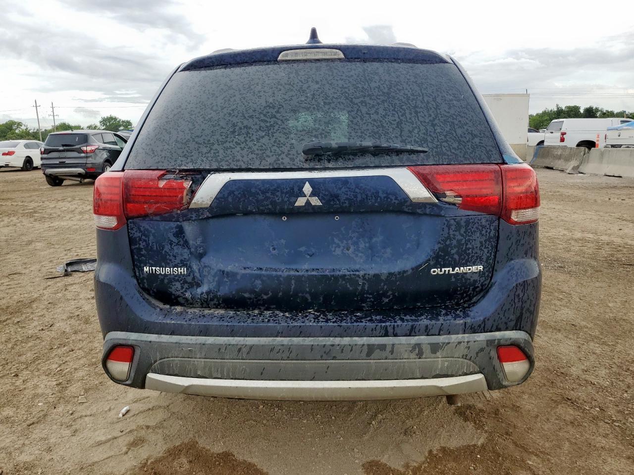 2017 Mitsubishi Outlander Es VIN: JA4AD2A3XHZ031884 Lot: 62232355