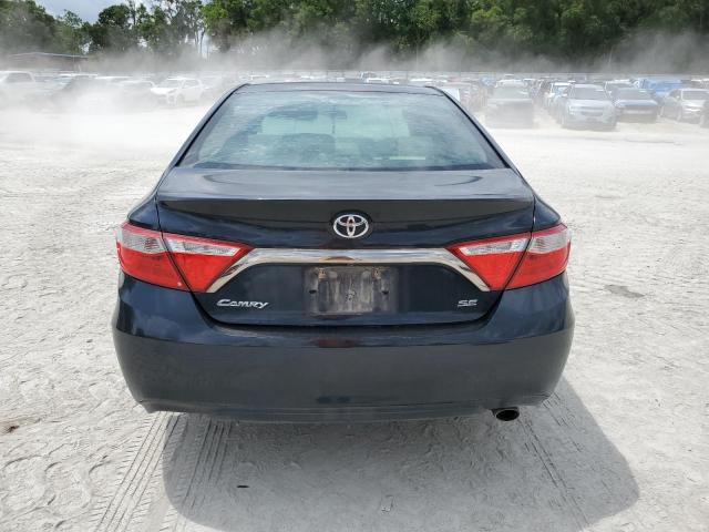  TOYOTA CAMRY 2017 Угольный